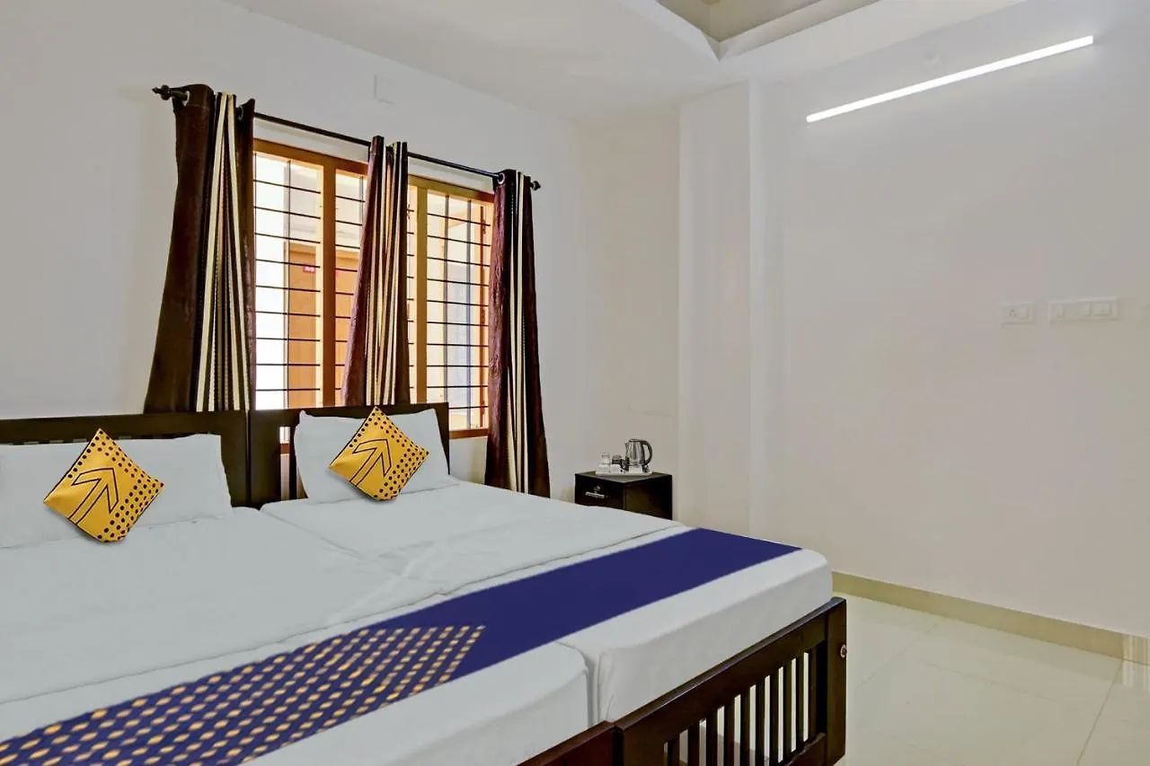 ***  Hotel O Royal Residency Erattupetta Inde